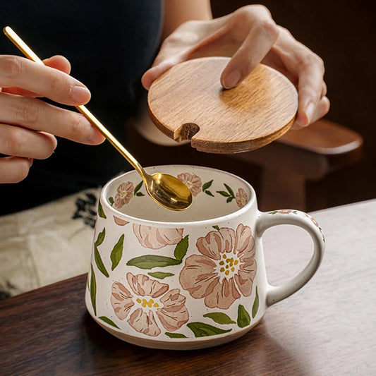 Enchanting Botanicals Camellia Mug Set With Wood Lid And Gold Spoon